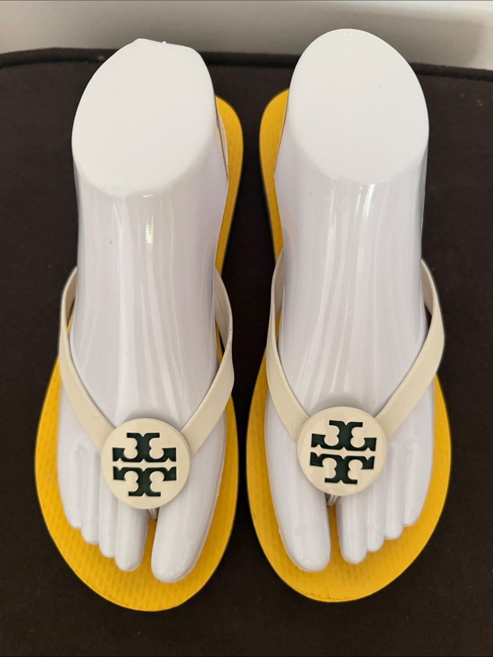 Tory Burch Yellow and Cream Logo Thong Sandals with Dark Logo Detail Sz 8